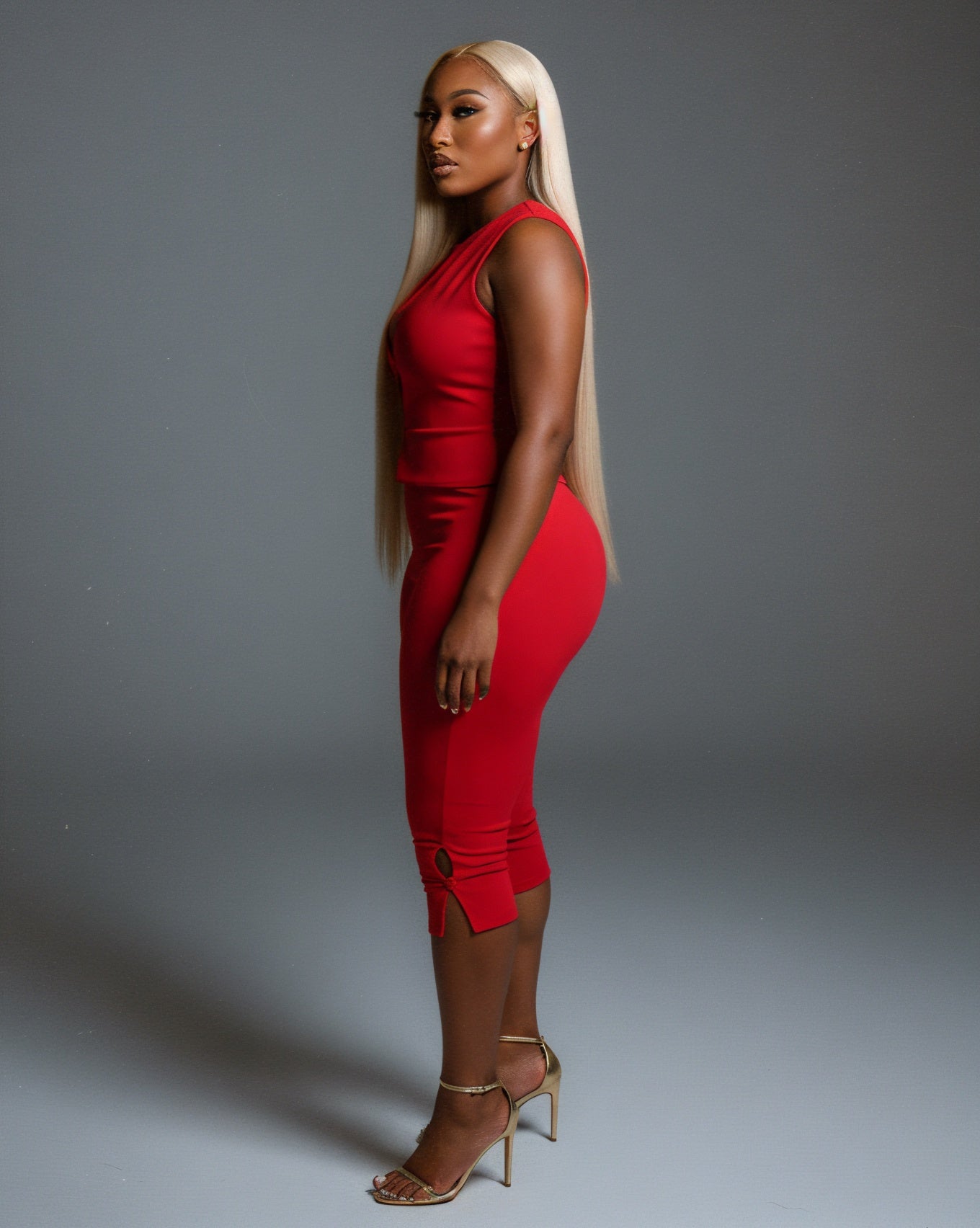 RAFAELA Cutout Keyhole Top & Capri Pant Set