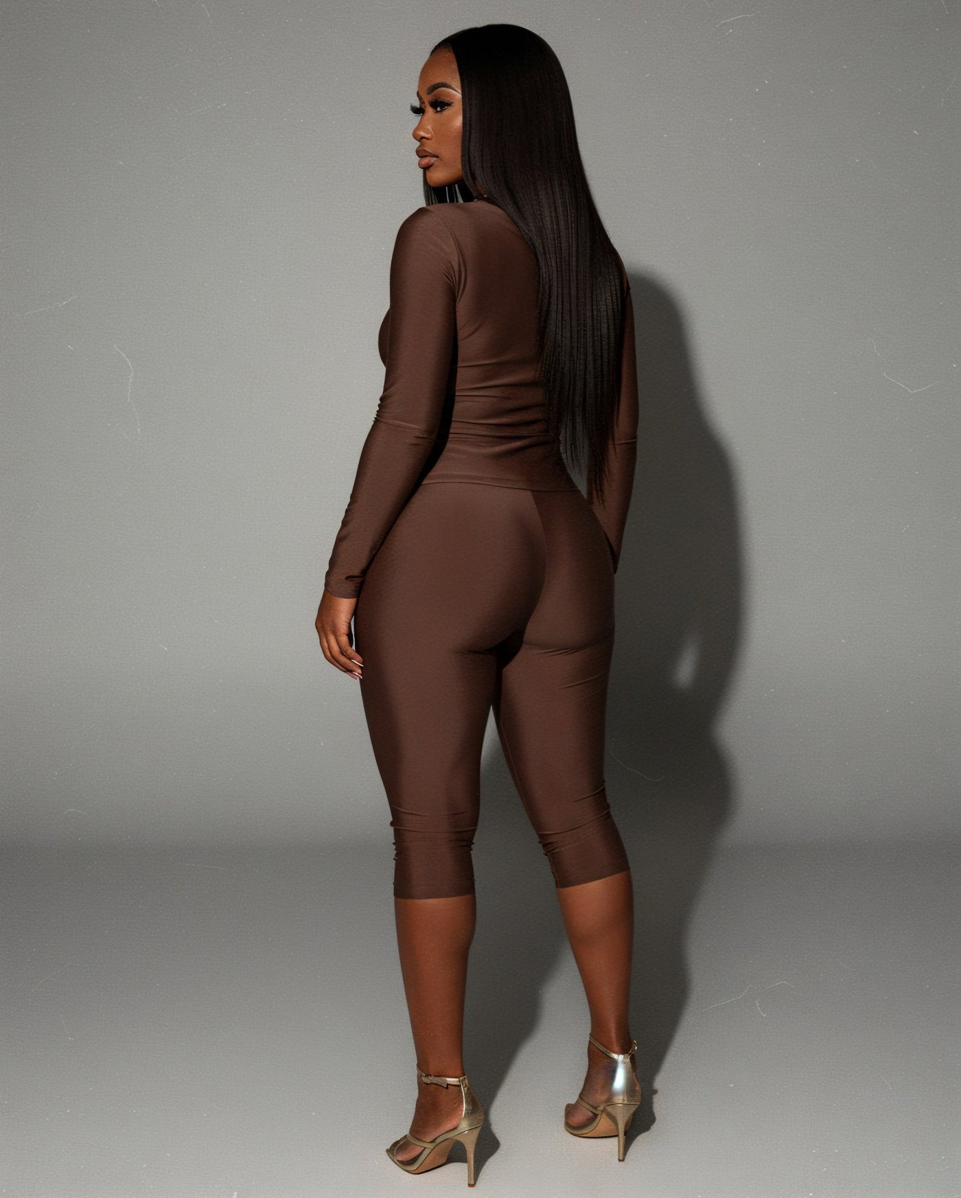 ASANA Asymmetrical Long Sleeve Top & Capri Pants Set