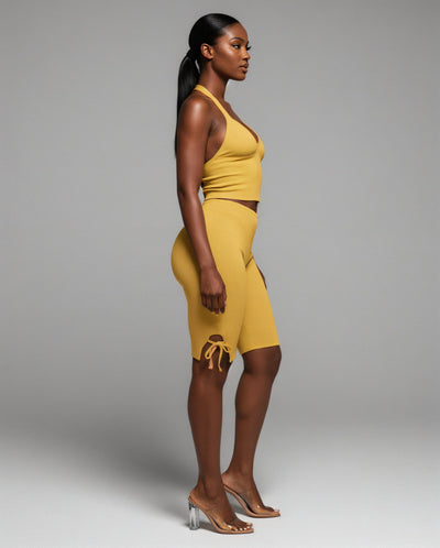 CHIYA Halter Crop Top & Side-Tie Capri Pants Set