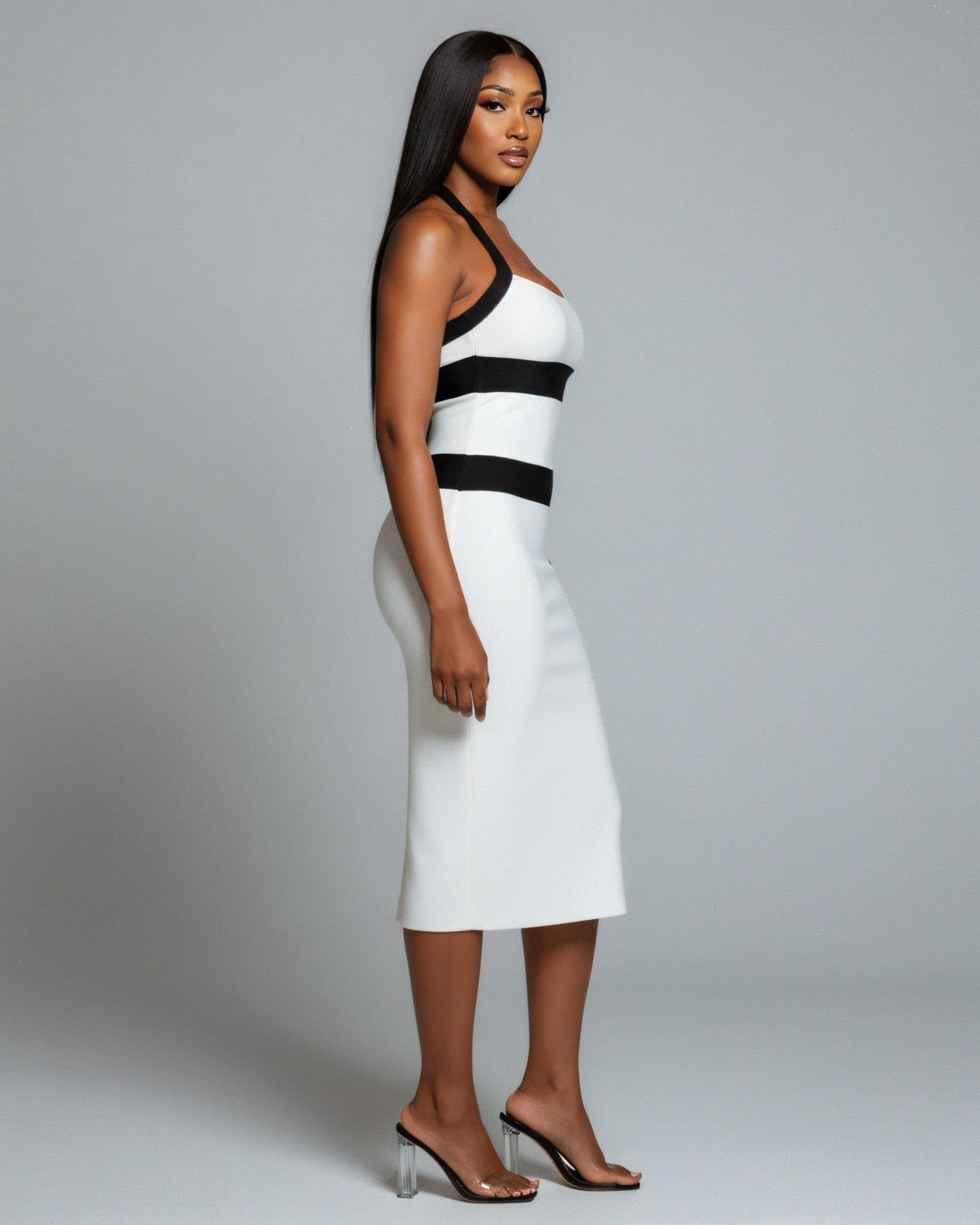DESIREE Contrast Halter Neck Midi Dress