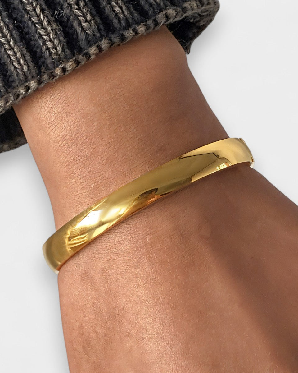 PERLA Bangle Bracelet