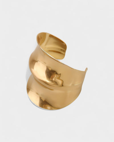ARSENIA Wavy Wide Cuff Bracelet