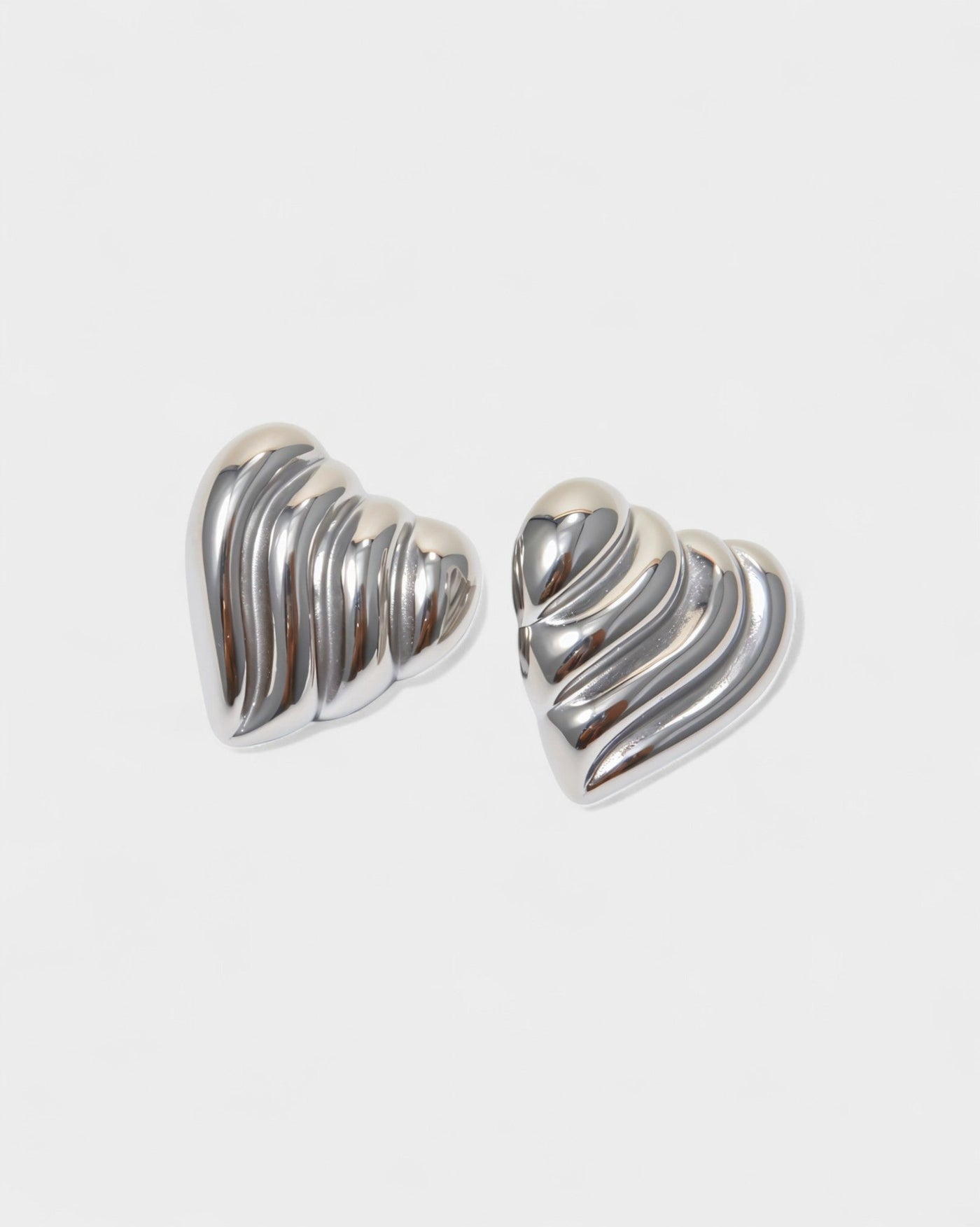 ZARENA Ruffle Heart Earrings