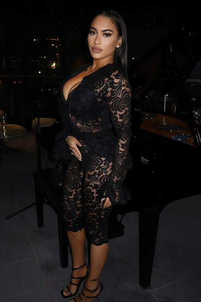 ANYA Lace Ruffle Top & Capri Pants Set